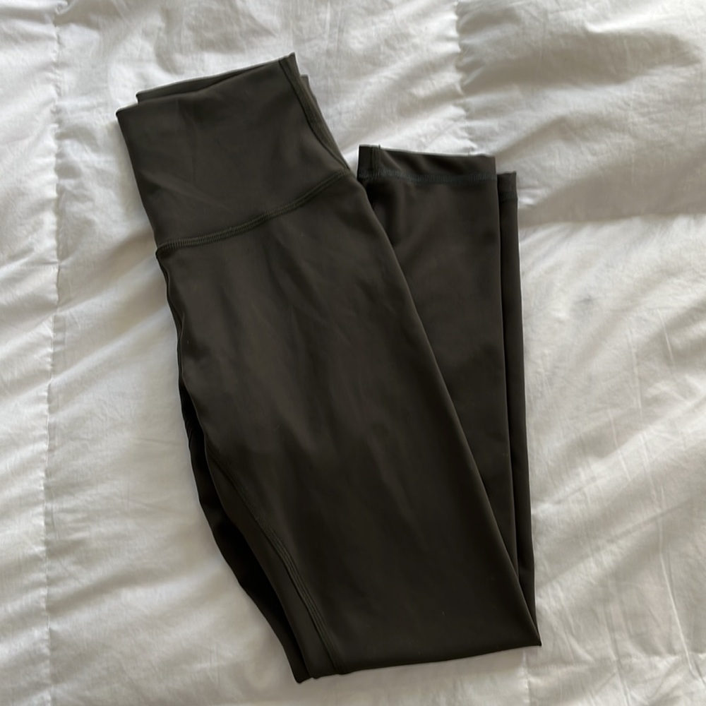 COPY - LULULEMON LEGGINGS